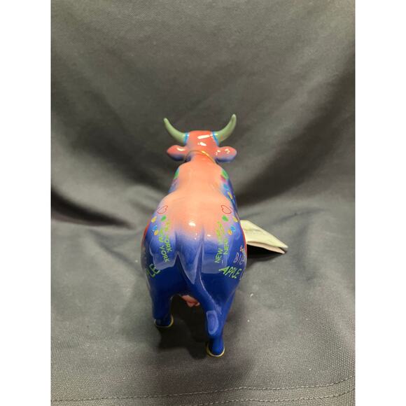 Cow Parade Big Apple Cow Figurine, Westland Giftware, #9163, No Box - Picture 4 of 9